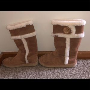 Micheal kors boots
